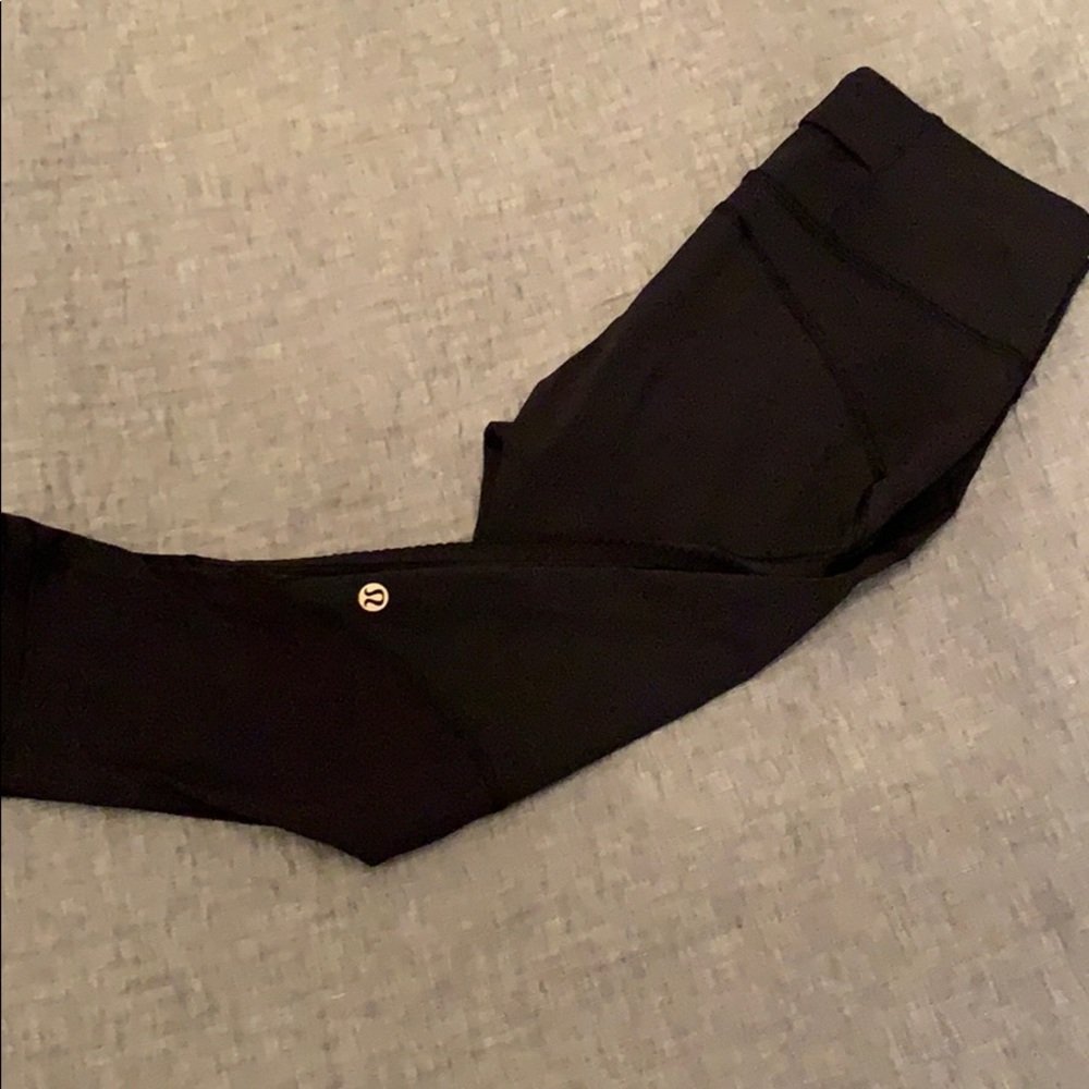 Lululemon black running cropped leggings